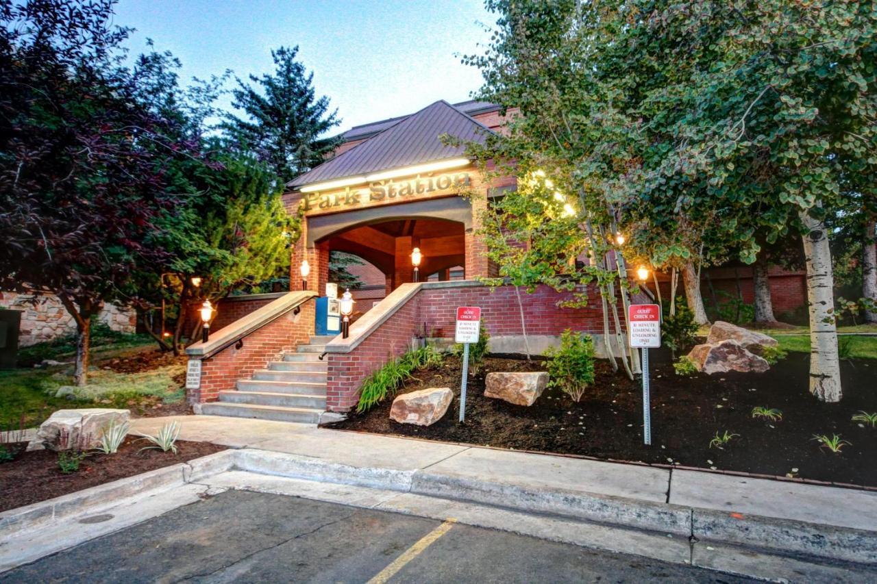 Villa Park Station By Park City Lodging Exterior foto